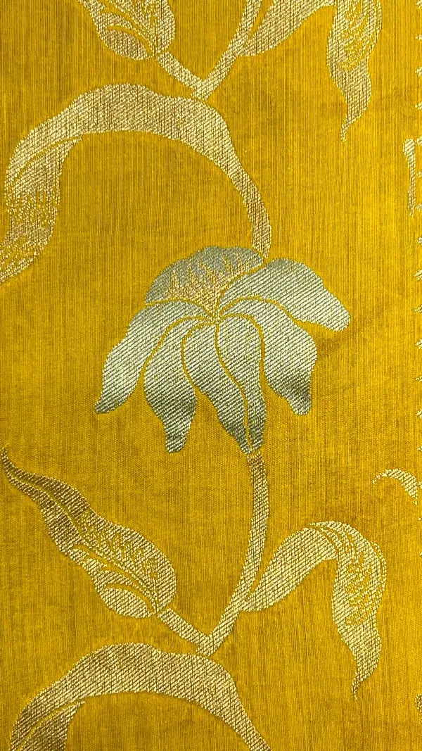Humairah_Presents_Yellow_Tussar_Silk_Handpainted_Floral_Zari_Jaal_with_Contrast_Blue_Banarasi_Floral_Jaal_Pallu_Zari_Border_and_Blue_Blouse