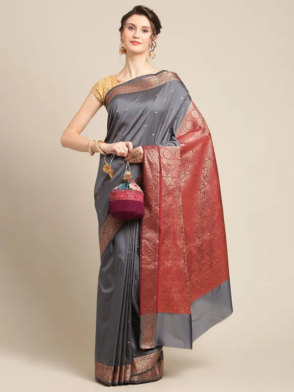 Humairah_Handwoven_Grey_Valkalam_Katan_Silk_Booti_Border_With_Maroon_Blouse_Banarasi_Saree