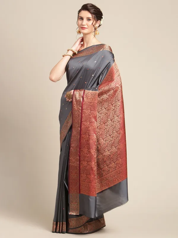 Humairah_Handwoven_Grey_Valkalam_Katan_Silk_Booti_Border_With_Maroon_Blouse_Banarasi_Saree
