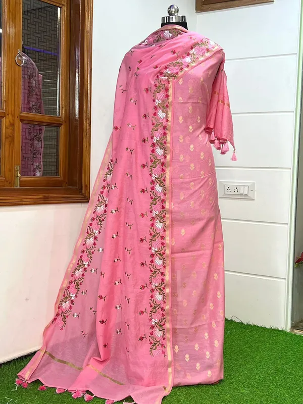 Pink_Pure_Mercerised_Zari_Booti_with_Embroidery_Dupatta_Banarasi_Suit_Set_1100SKL_PME8