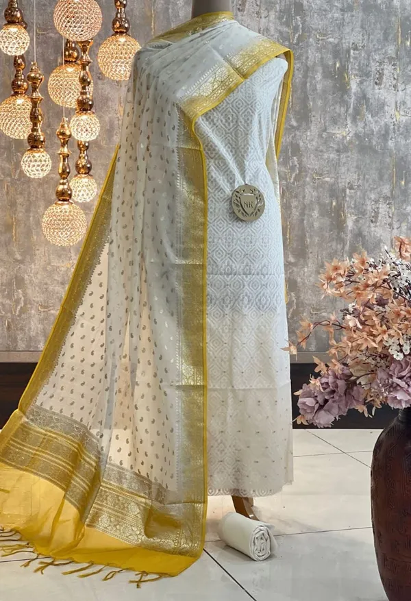 Off_white_resham_weave_Banarasi_Suit_&_Lorex_Contrast_Border_Gold_Dupatta_1200SKL_BM5