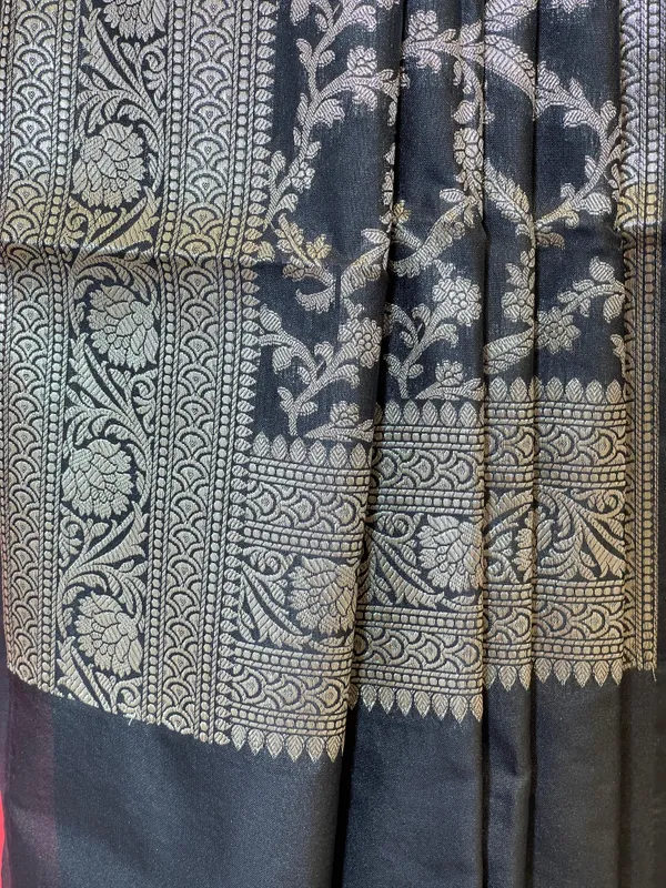 Black_Katan_Silk_Floral_Zari_Jaal_Banarasi_Dupatta_400SKL_DP6