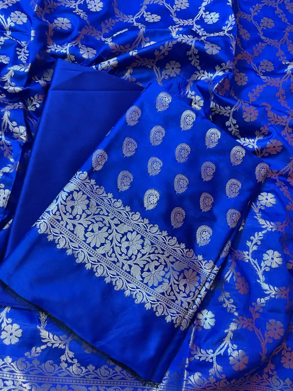Blue_Semi_Silk_Floral_Zari_Booti_Banarasi_3_pcs_Suit_Set_900AJ_SK22
