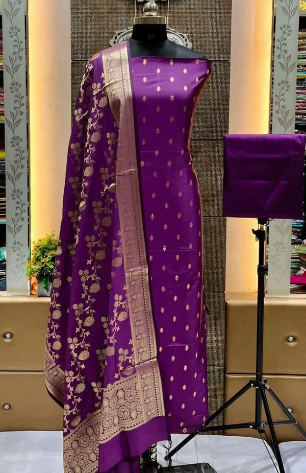 Purple_Katan_Silk_Katban_Floral_Zari_Booti_Banarasi_Suit_with_Zari_Jaal_Dupatta_700SKL_KSB6