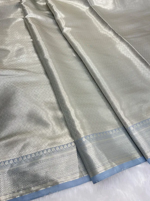 Sea_Green_Cotton_Floral_Water_Zari_Booti_Banarasi_Saree_JVC_14