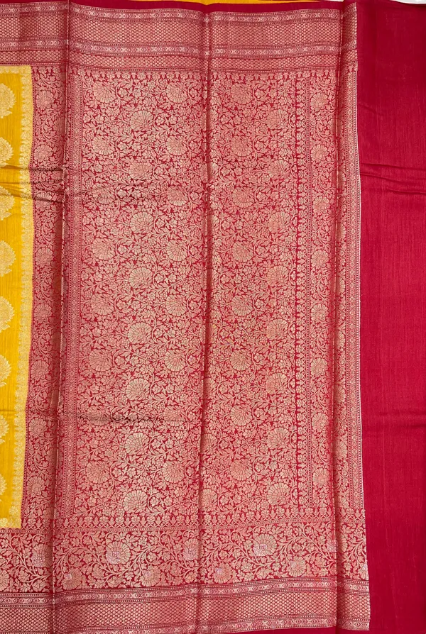 Humairah_Pure_Handloom_Gold_Munga_Silk_Floral_Gold_Zari_Booti_with_Contrast_Maroon_Floral_Jaal_Pallu_Skirt_Zari_Border_with_Maroon_Blouse