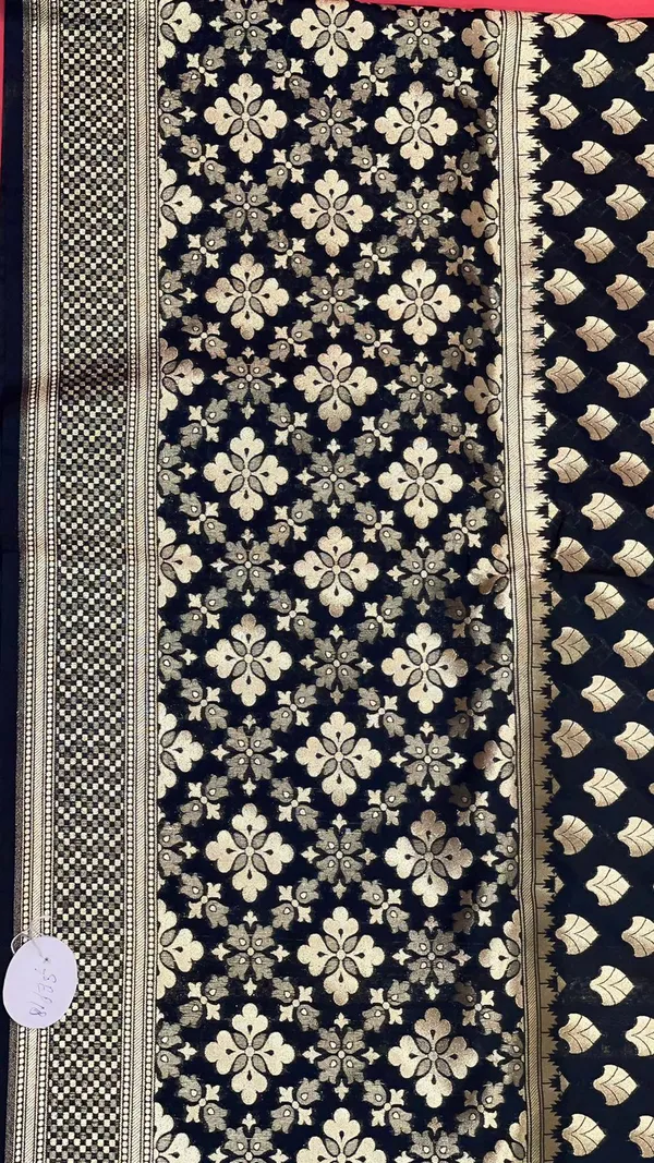 Humairah_Presents_Black_Satin_Silk_Saree_With_Blouse_Piece_GEJA18