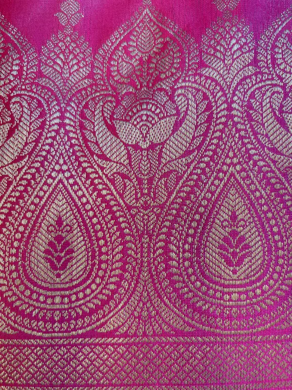 Beige_Art_Silk_Floral_Zari_Booti_Contrast_Banarasi_Suit_with_Magenta_Dupatta_625AJ_TPT60