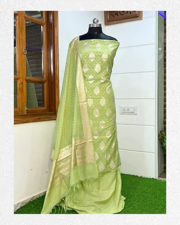 Light_Green_Pure_Mercerised_Cotton_Floral_Zari_Boota_with_Lorex_weave_Chunri_Booti_Dupatta_12SKL_PML27