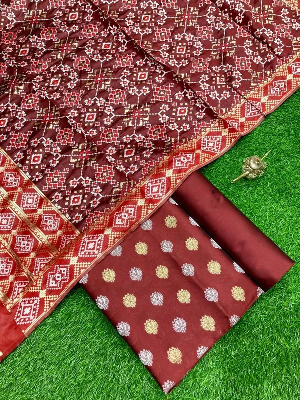 Maroon_Katan_Silk_Silver_Gold_Zari_With_Patola_Weave_Dupatta_Skl_Ks21