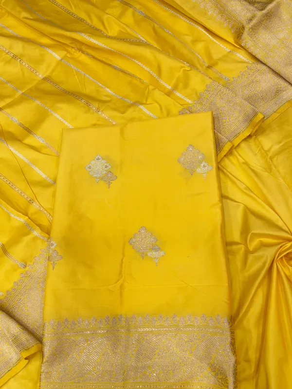 Pure_Handloom_Gold_Katan_Silk_Silver_Zari_Booti_Katan_Silk_Kadhwa_Banarasi_3_pcs_Suit_Set_14000PR_KS8