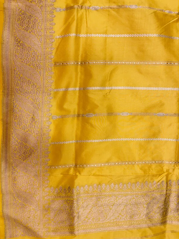 Pure_Handloom_Gold_Katan_Silk_Silver_Zari_Booti_Katan_Silk_Kadhwa_Banarasi_3_pcs_Suit_Set_14000PR_KS8