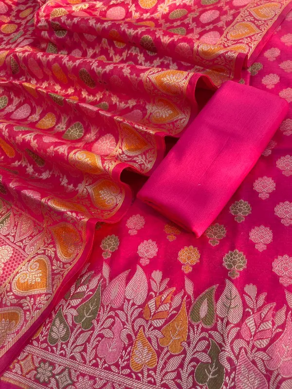 Dark_Pink_Chiniya_Dyable_Kota_Tilfi_Meena_Resham_Work_with_Multicolor_Jaal_Dupatta_975AJ_CS1