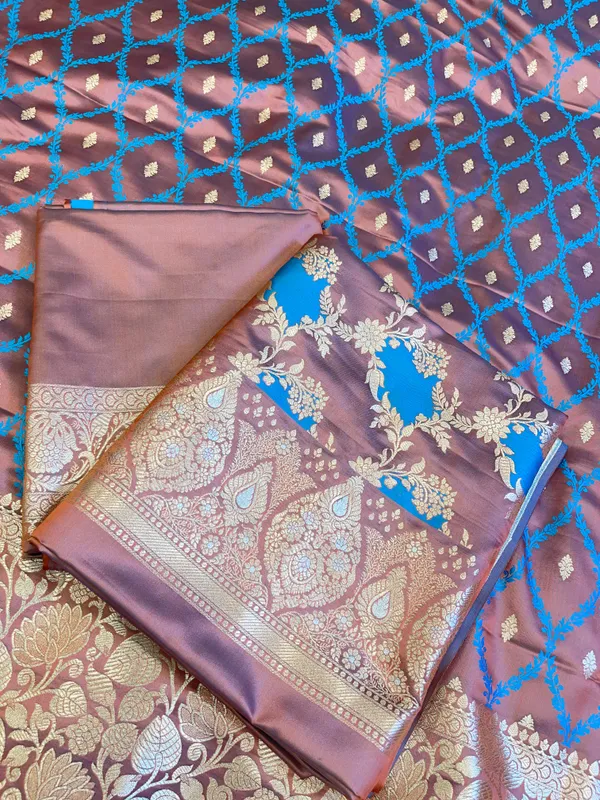 Dark_Brown_Mashru_Silk_Floral_Rangkaat_Floral_Zari_Jaal_Banarasi_3_pcs_Suit_Set_26AJ_MSR7