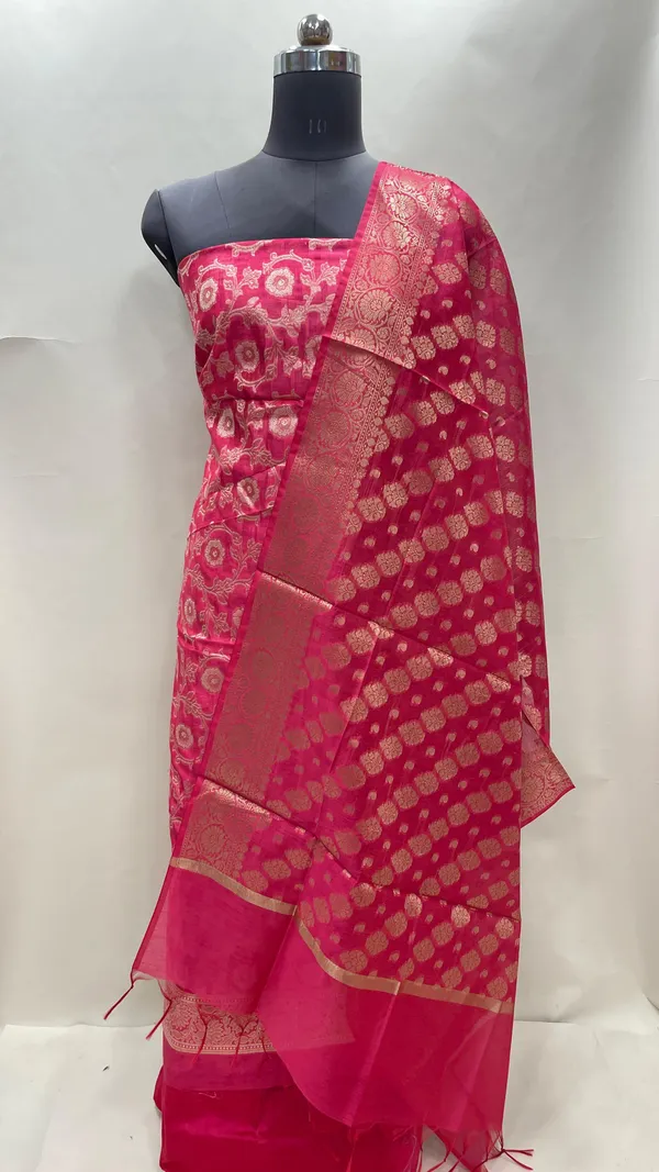 Humairah_Pink_Cotton_Zari_Resham_Mina_Jaal_3_pcs_Suit_set_with_Plain_Bottom_and_Aada_Zari_Stripe_Pink_Dupatta