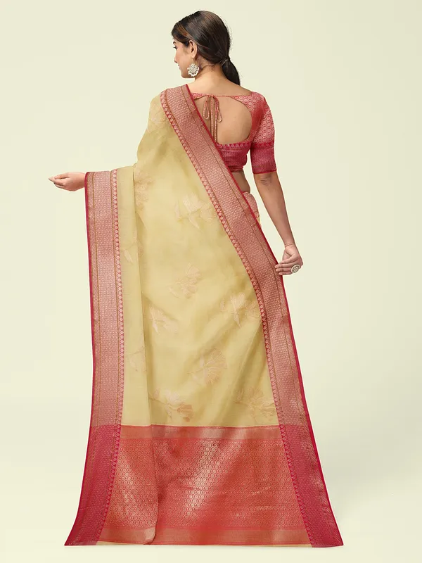 Beige_Cotton_Blend_Banarasi_Sarees_For_Women_GEHKR_7