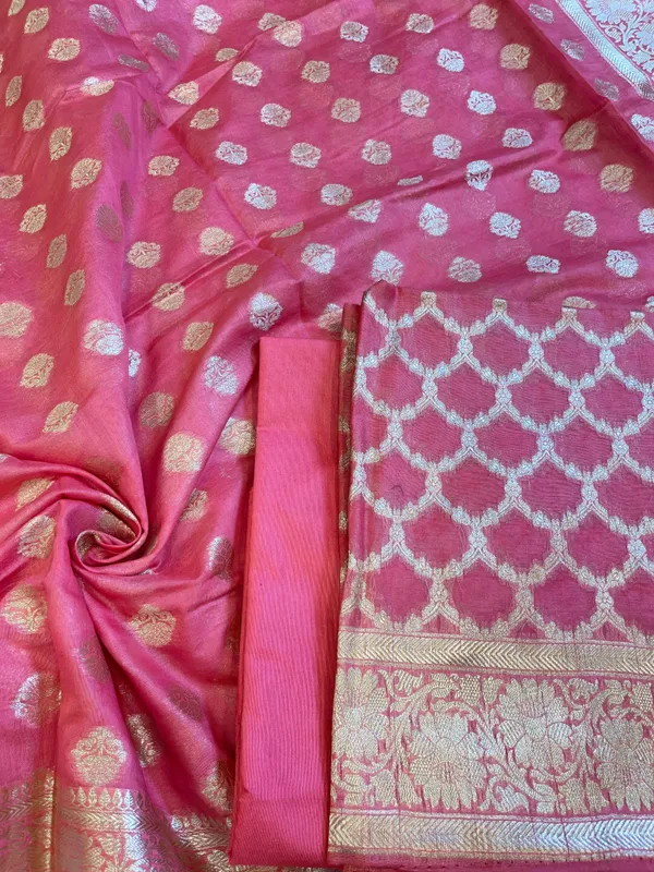 Peach_Pure_Cotton_Dyable_Zari_Geometrical_Jaal_Banarasi_Suit_11IM_PCD2