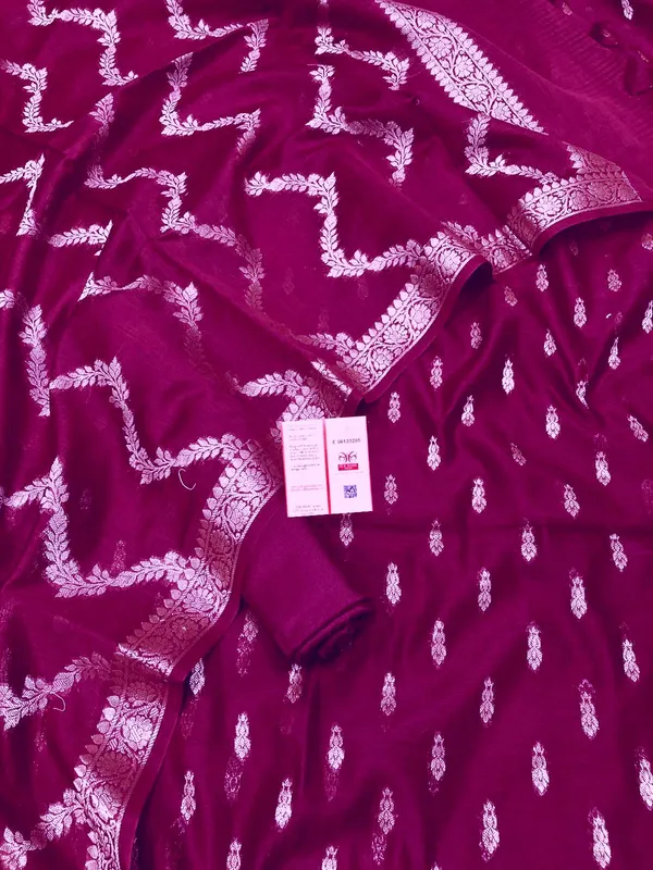 Magenta_Katan_Silk_Floral_Zari_Booti_with_Zig-Zag_Dupatta_Banarasi_Suit__700SKL_KSA58