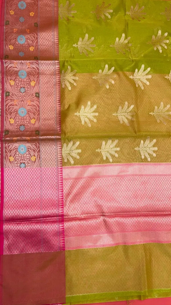 Green_Cotton_Blend_Banarasi_Sarees_For_Women_GEHKR_5