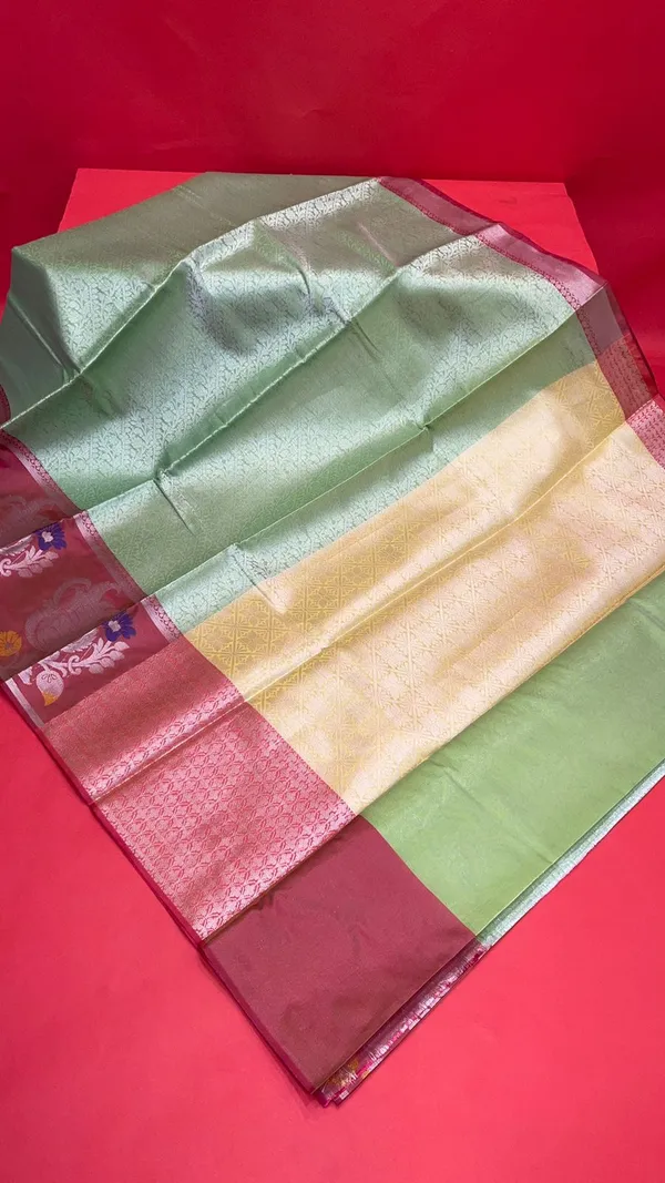 Green_Kanjeevaram_Banarasi_Sarees_For_Women_GEMA24