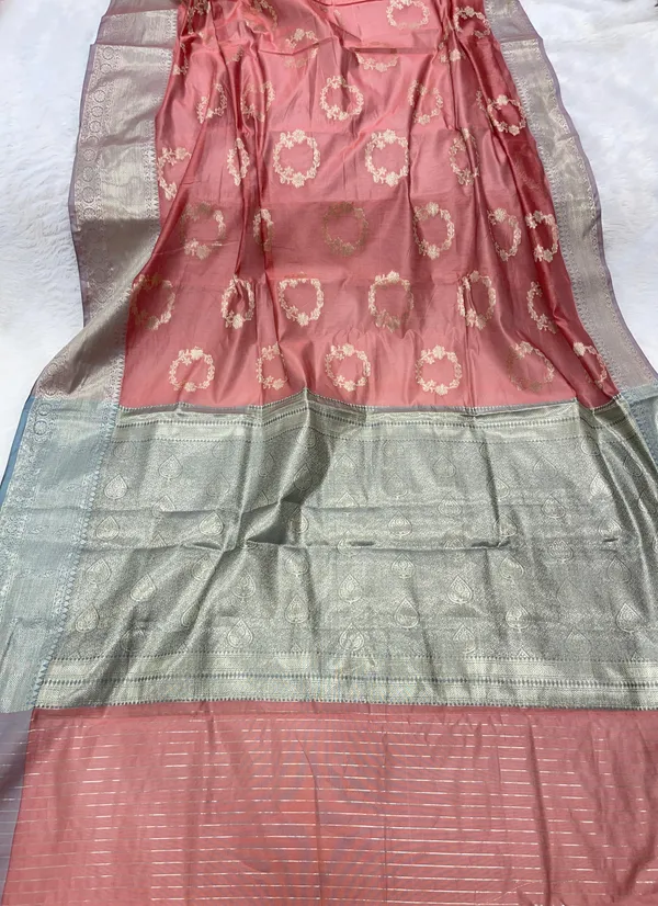 Rust_Red_Cotton_Water_Ring_Zari_Booti_Banarasi_Saree_JVC_3