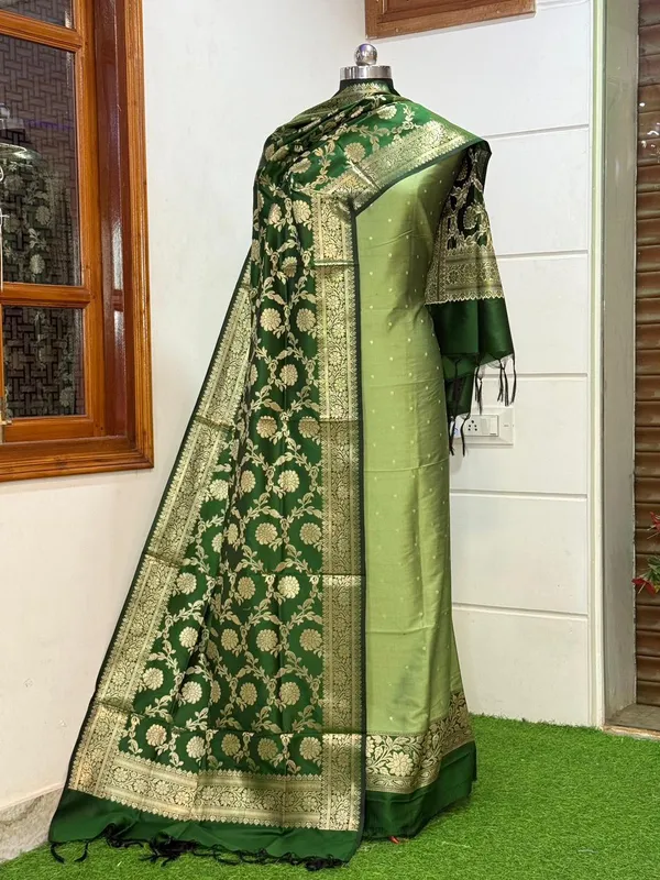 Green_Katan_Silk_Chunri_Zari_Booti_Contrast_Border_Banarasi_Suit_with_Dark_Green_Zari_Jaal_Dupatta_800SKL_KSP20