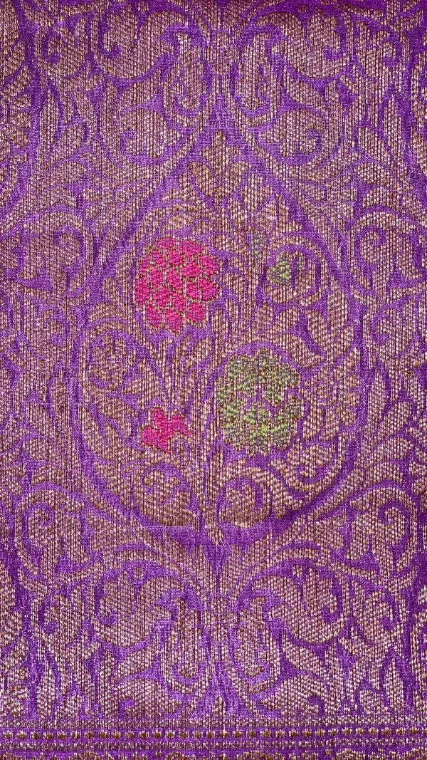Humairah_Pure_Handloom_Magenta_Munga_Silk_Floral_Mina_Zari_Boota_with_Contrast_Violet_Minakari_Pallu_and_Violet_Blouse_Piece