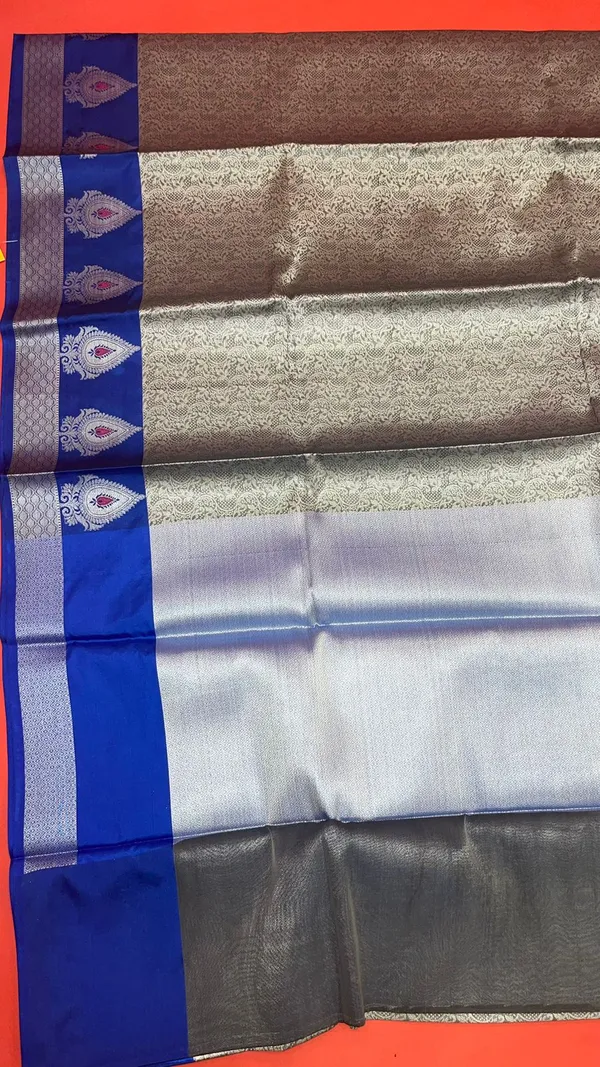 Grey_Kanjeevaram_Banarasi_Sarees_For_Women_GEMA15