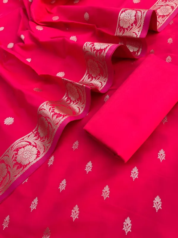 Red_Katan_Silk_Zari_Booti_with_Kimkhab_Dupatta_Banarasi_3_pcs_Suit_Set_700SKL_KS38