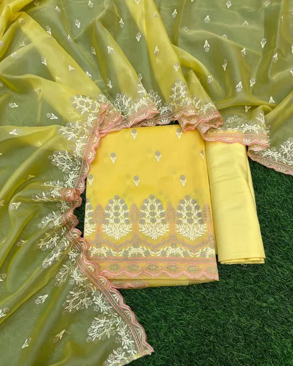 Yellow_Tissue_Silk_Embroidery_Resham_Booti_Banarasi_3_Pcs_Suit_Set_13Skl_Te11