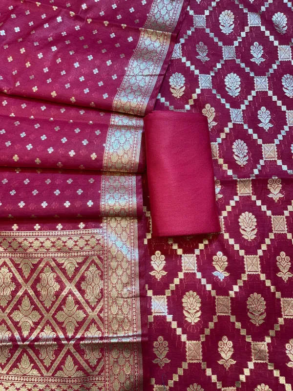 Magenta_Mescrize_Cotton_Geometrical_Banarasi_3_pcs_Suit_Set_1100SKL_MS6