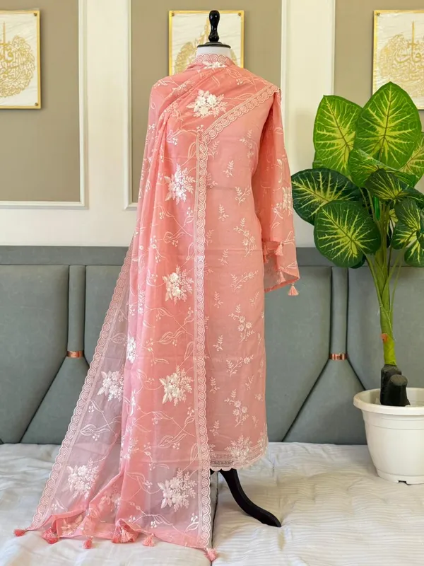 Peach_Mal_Chanderi_Embroider_Work_Banarasi_Suit_With_Embroidered_Dupatta_180Pnj_Mce6