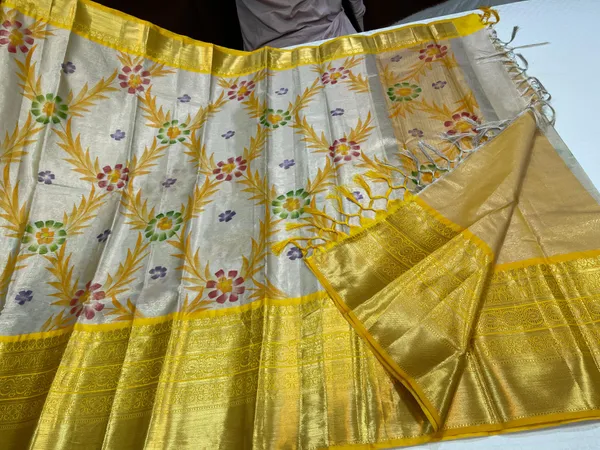 Off_white_Tissue_Silk_Floral_Handpainted_Jaal_Contrast_Yellow_Border_Banarasi_Saree_MS_TS21