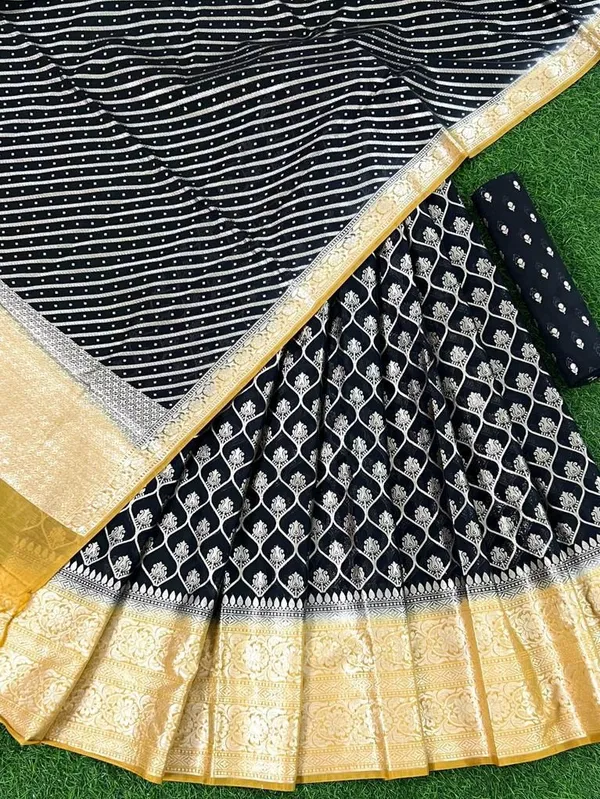 Jet_Black_Chanderi_Lehenga_Set_With_Leheriya_Gold_Border_Dupatta_250PNJ_LNG28