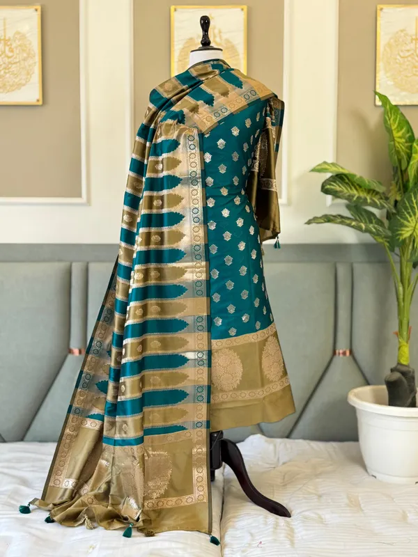 Seagreen_Katan_Silk_Floral_Zari_Booti_Skirt_Daman_Banarasi_Suit_with_Fancy_Stripe_Dupatta_130PNJ_KS7