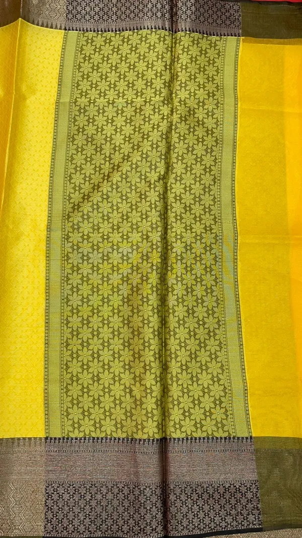 Gold_Art_Silk/Tanchoi_Banarasi_Sarees_For_Women_GEBC4