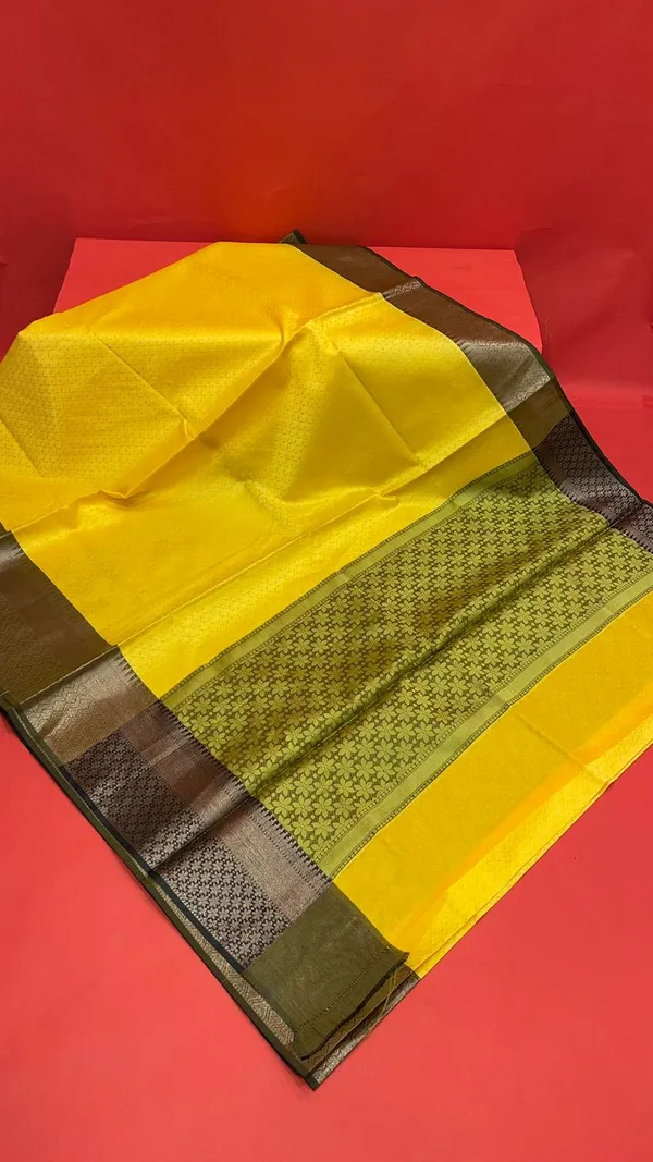 Gold_Art_Silk/Tanchoi_Banarasi_Sarees_For_Women_GEBC4