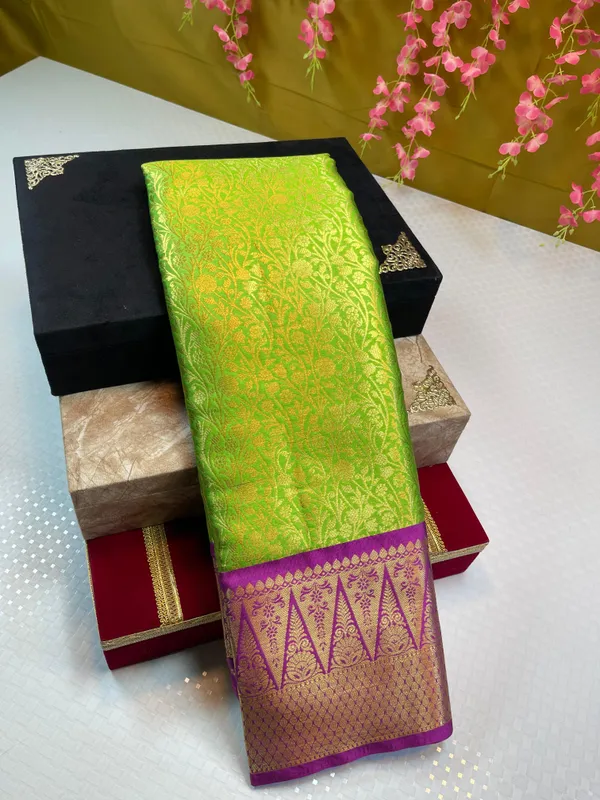 Green_Semi_Kanchi_Silk_Brocade_Contrast_Purple_Zig-Zag_Border_Banarasi_Saree_MS_SK27