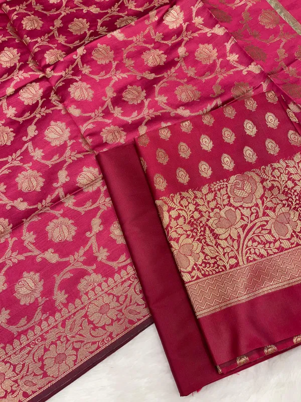 Humairah_Magenta_Art_Silk_Floral_Zari_Booti_Skirt_Border_3_pcs_Suit_set_with_Plain_Bottom_and_Tilfi_Floral_Zari_Jaal_Magenta_Dupatta