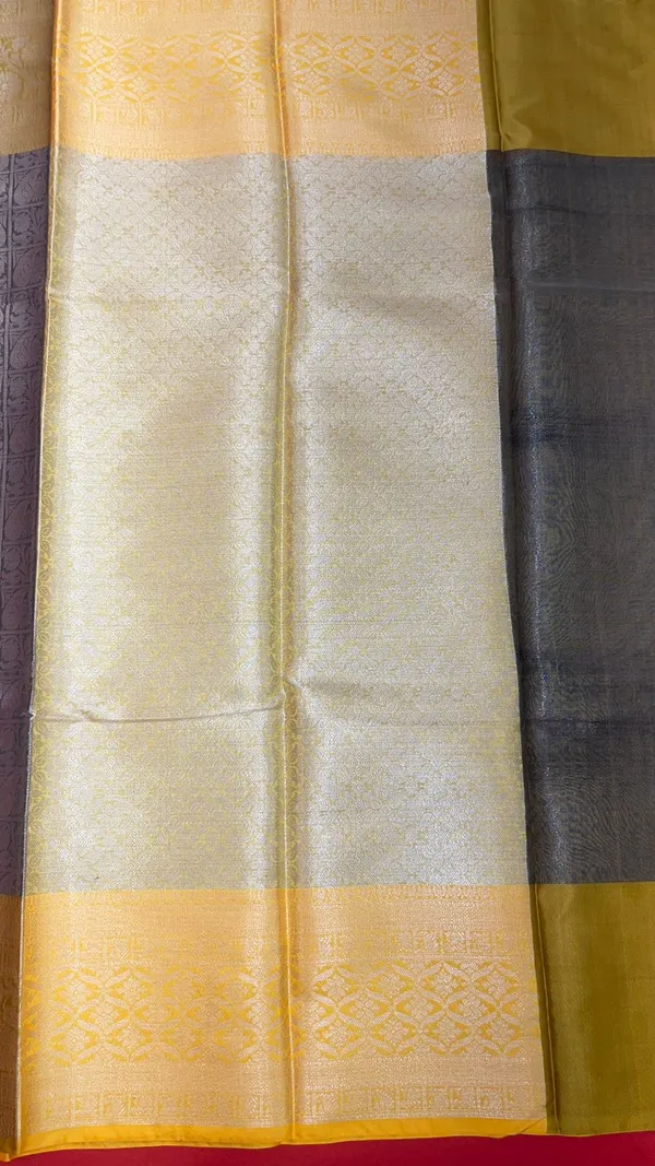 Grey_Kanjeevaram_Banarasi_Sarees_For_Women_GEMA33
