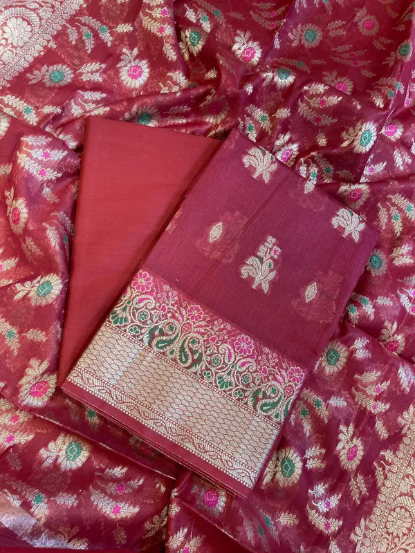 Magenta_Cotton_Resham_Mina_Floral_Boota_Paisley_Border_Banarasi_Suit_625SHL_CT36