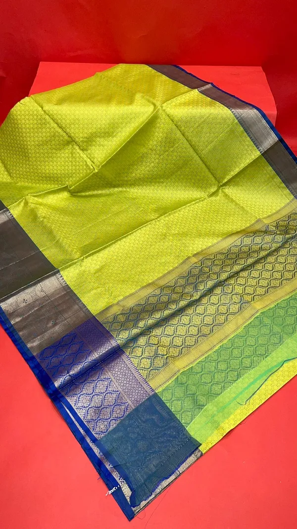 Green_Art_Silk/Tanchoi_Banarasi_Sarees_For_Women_GEBC6
