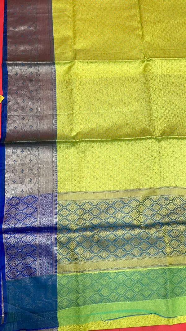 Green_Art_Silk/Tanchoi_Banarasi_Sarees_For_Women_GEBC6