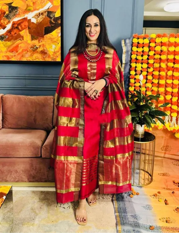 Red_Cotton_Silk_Banarasi_Suit_with_Plain_Gold_Zari_Border_&_Patta_Dupatta_600SKL_CS40