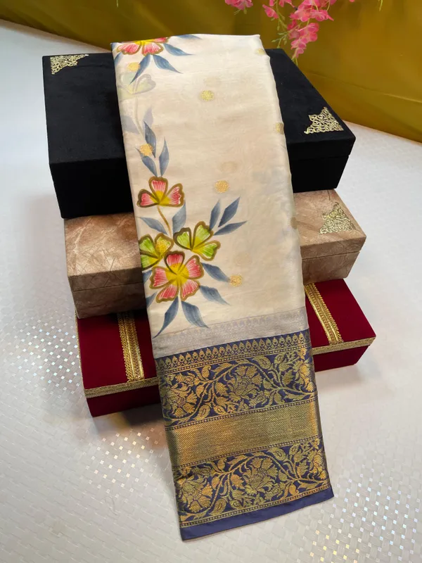 Beige_Mulberry_Silk_Handpainted_Floral_Boota_Jaal_Contrast_Navy_Blue_Border_MS_ML6