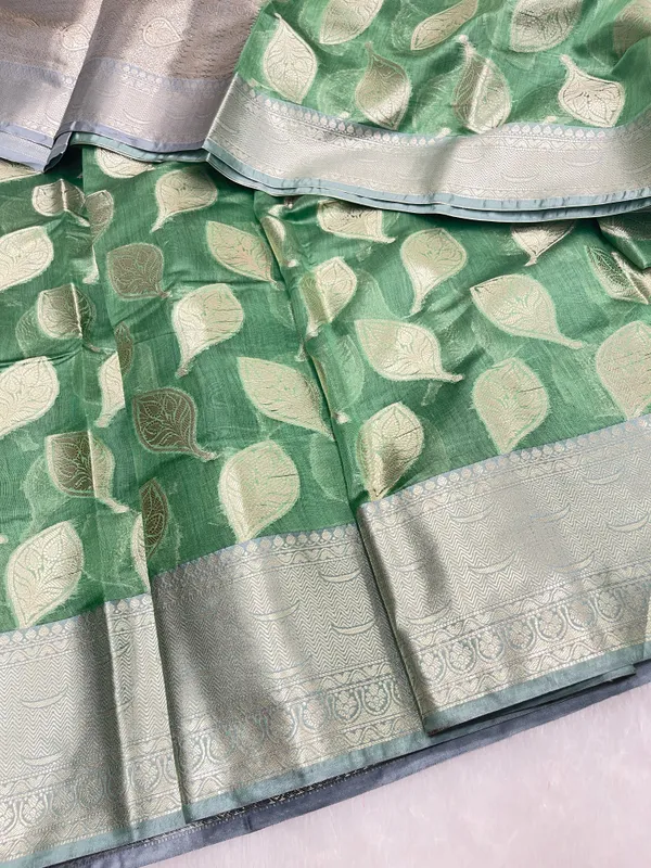 Light_Green_Cotton_Leaf_Water_Zari_Booti_Banarasi_Saree_JVC_7