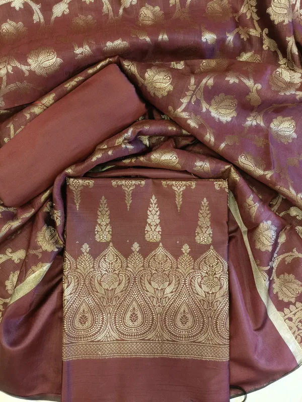 Wine_Tapeta_Silk_Floral_Dual_Zari_Booti_with_Zari_Jaal_Dupatta_Banarasi_Suit__625AJ_TPT77