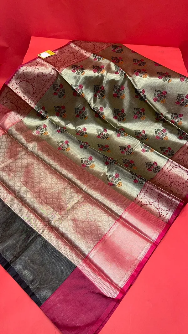 Grey_Kanchi_Silk_Banarasi_Sarees_For_Women_GEBE2