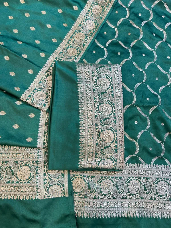 Green_Premium_Handloom_Floral_Zari_Dyable_Booti_Banarasi_Suit_30AJ_MSR37