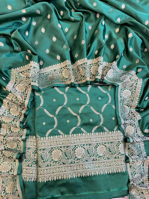 Green_Premium_Handloom_Floral_Zari_Dyable_Booti_Banarasi_Suit_30AJ_MSR37